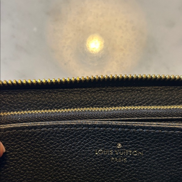 Louis Vuitton long Black zippy Monogram Wallet- authentic - Picture 7 of 11